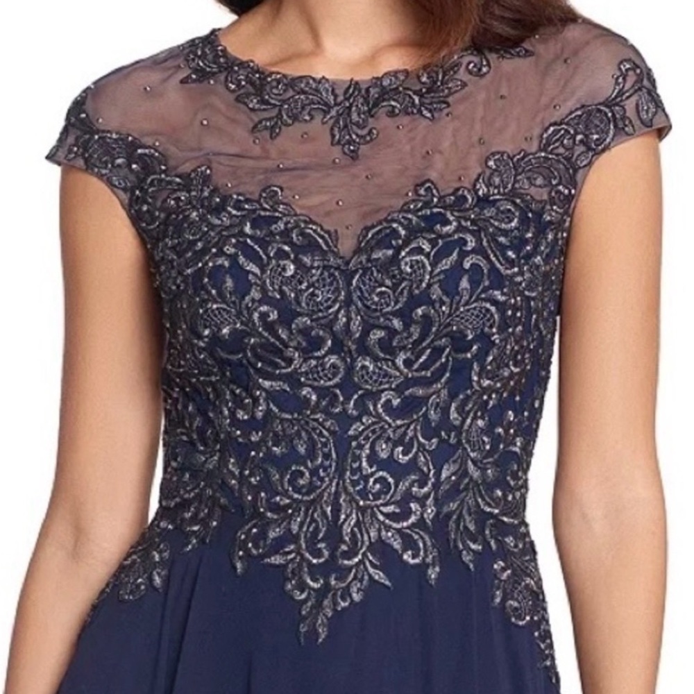 XSCAPE Formal A Line Embroidered Long Evening Gown-Navy/Gunmetal Size 6 NWT. - Picture 3 of 12